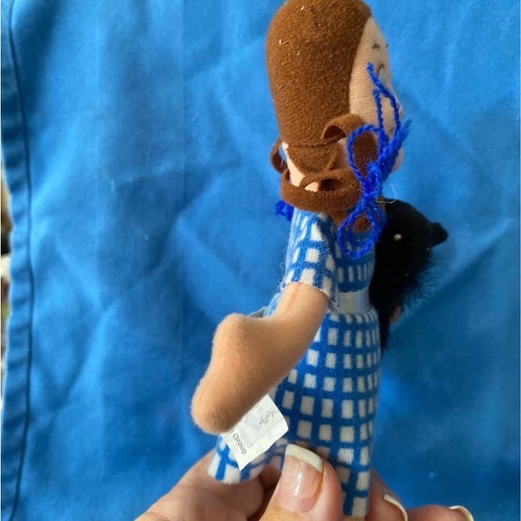 Dorling Kindersley Vintage Wizard of Oz Dorothy Toto 7 inch beanie plush doll - Picture 8 of 9